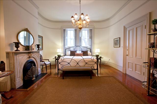 Wilkes House parlor interior