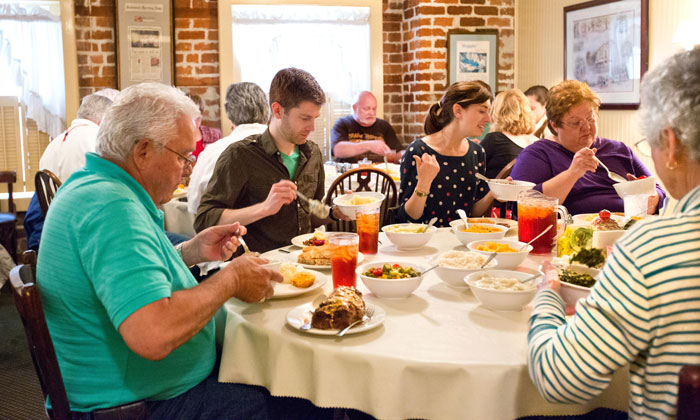 Historic Savannah house where Mrs. Wilkes Dining Room is located